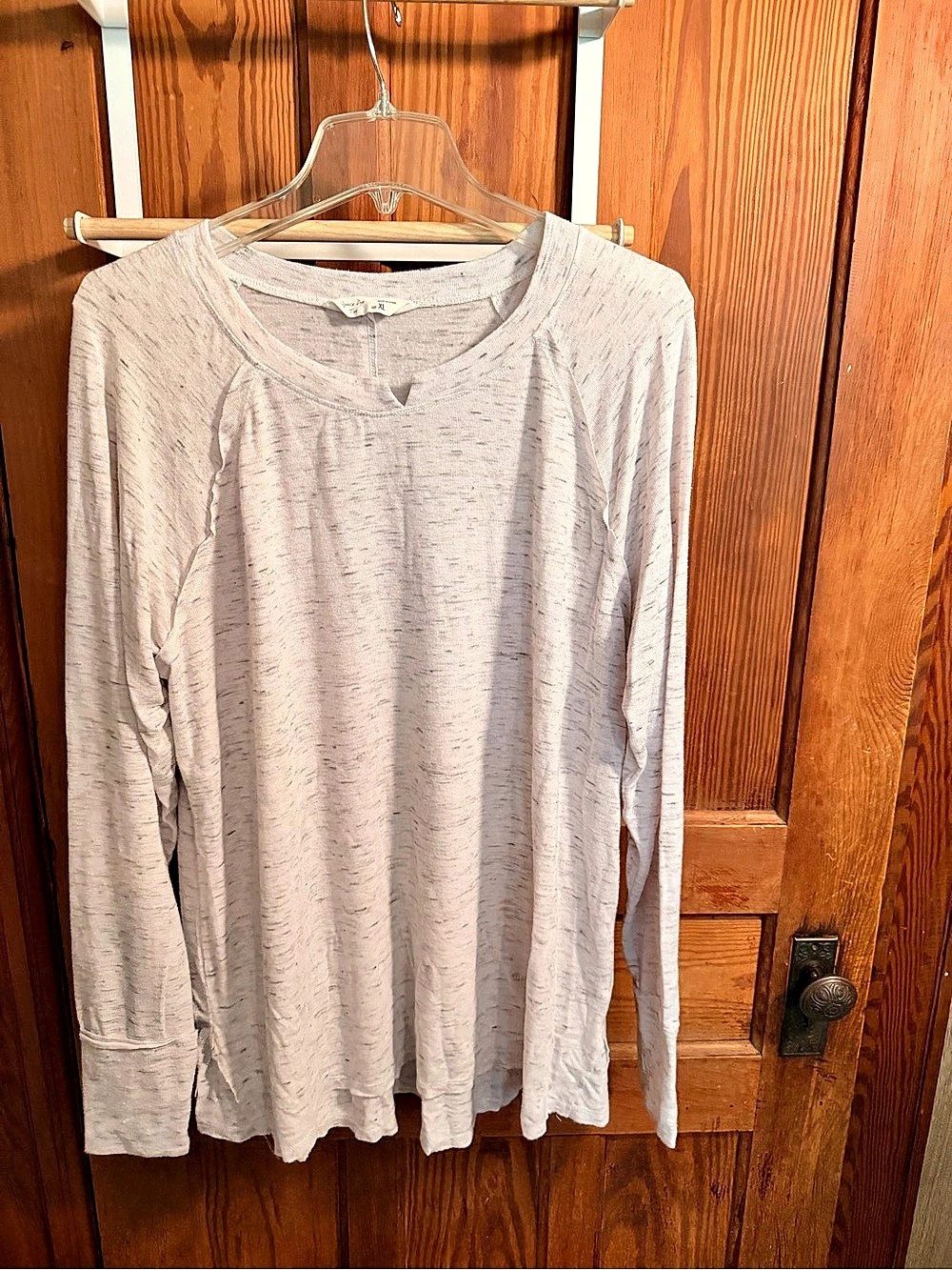 Women's Gray Long Sleeve Tee
